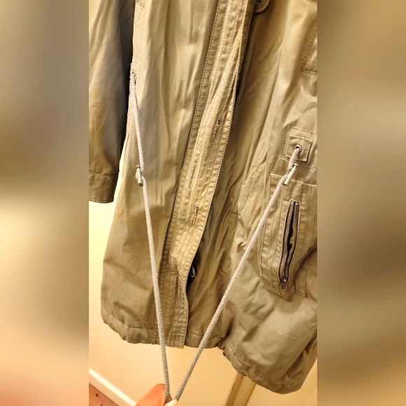 Jacket - Picture 3 of 12